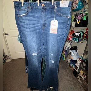 NWT A Beautiful Soul Flare Boutique Plus Size Jeans- Sz 20